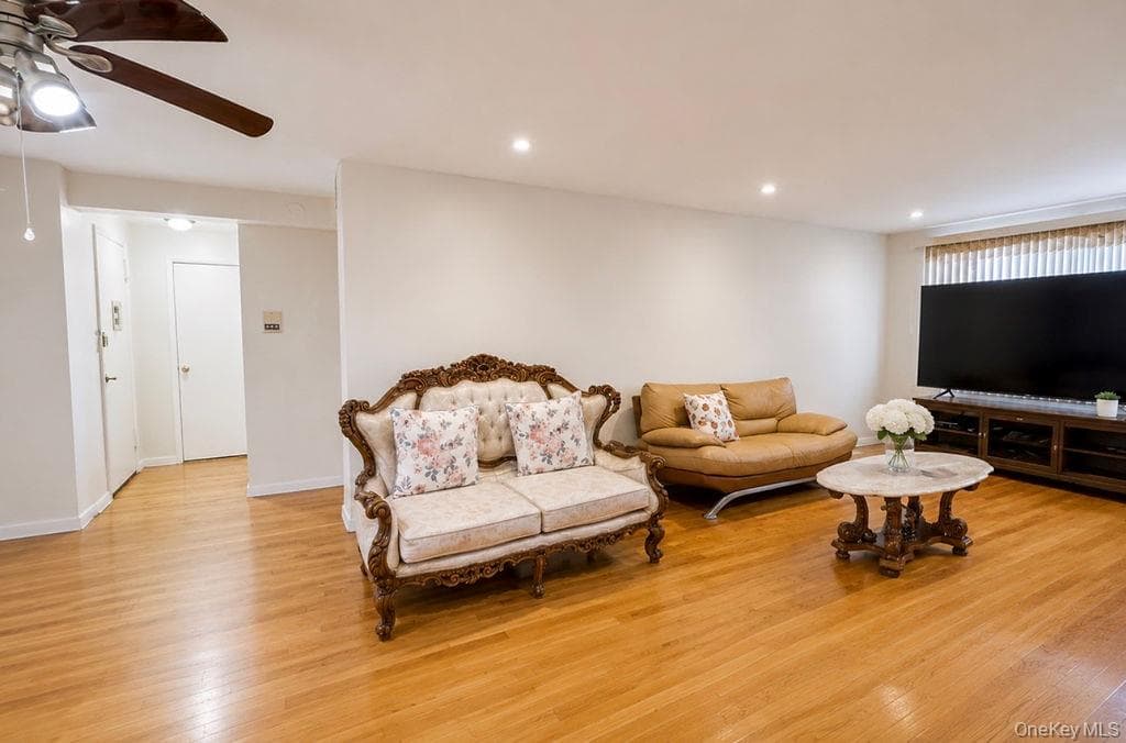 180 Van Cortlandt Park Unit: 3F thumbnail 7