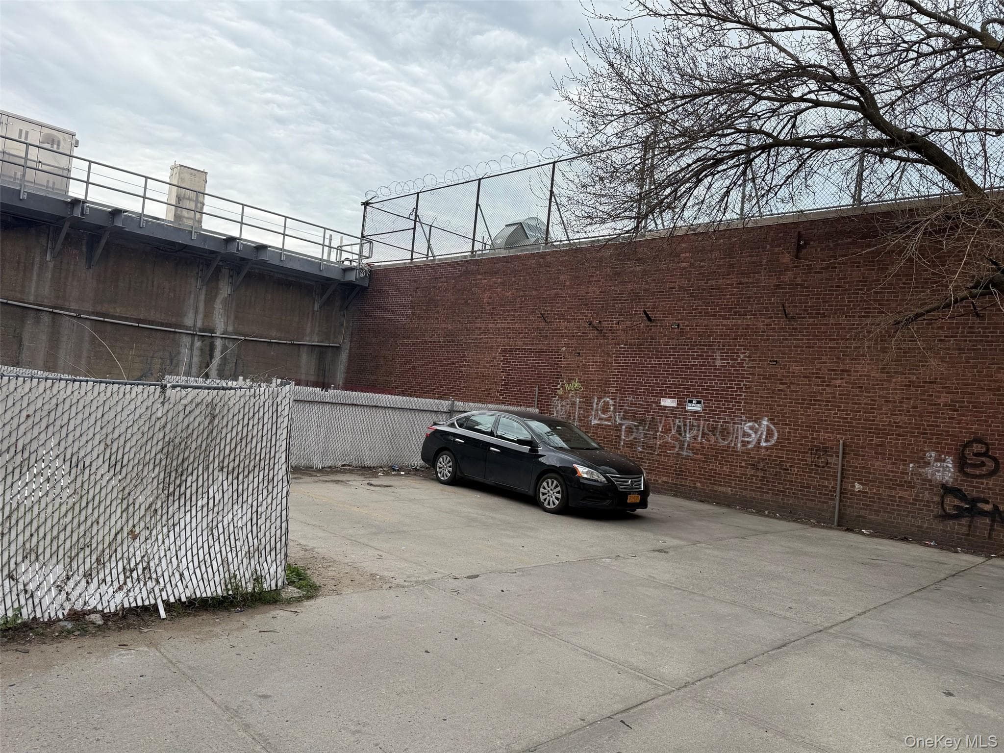 9318 170th Street thumbnail 4
