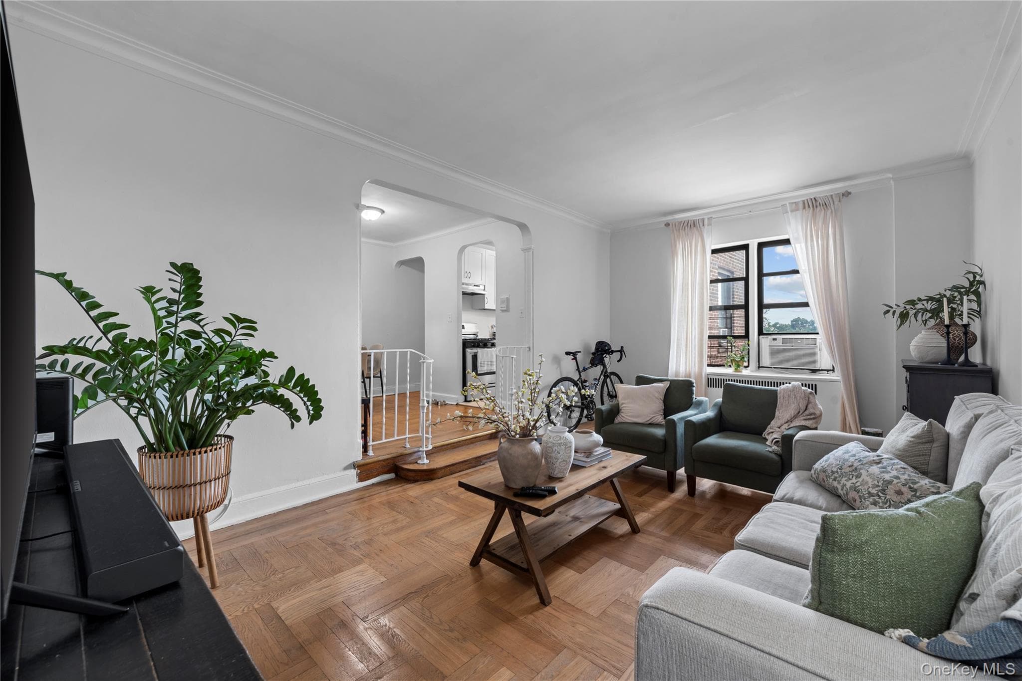 3245 Perry Avenue Unit: 6F photo 1