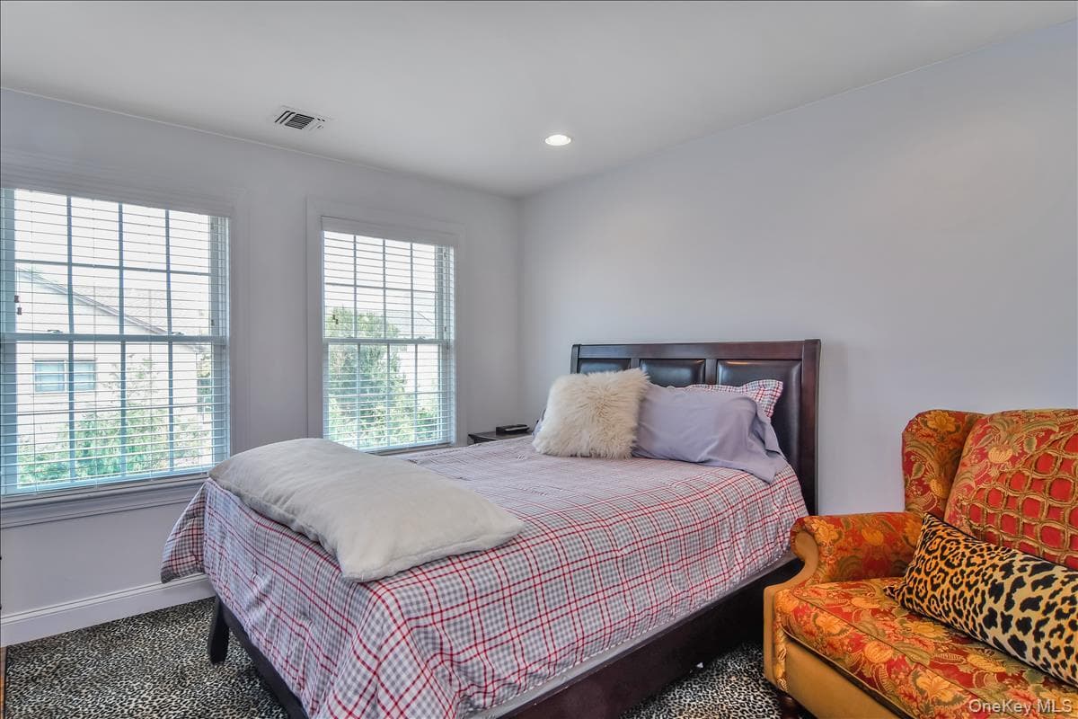 954 Glenridge Avenue thumbnail 17