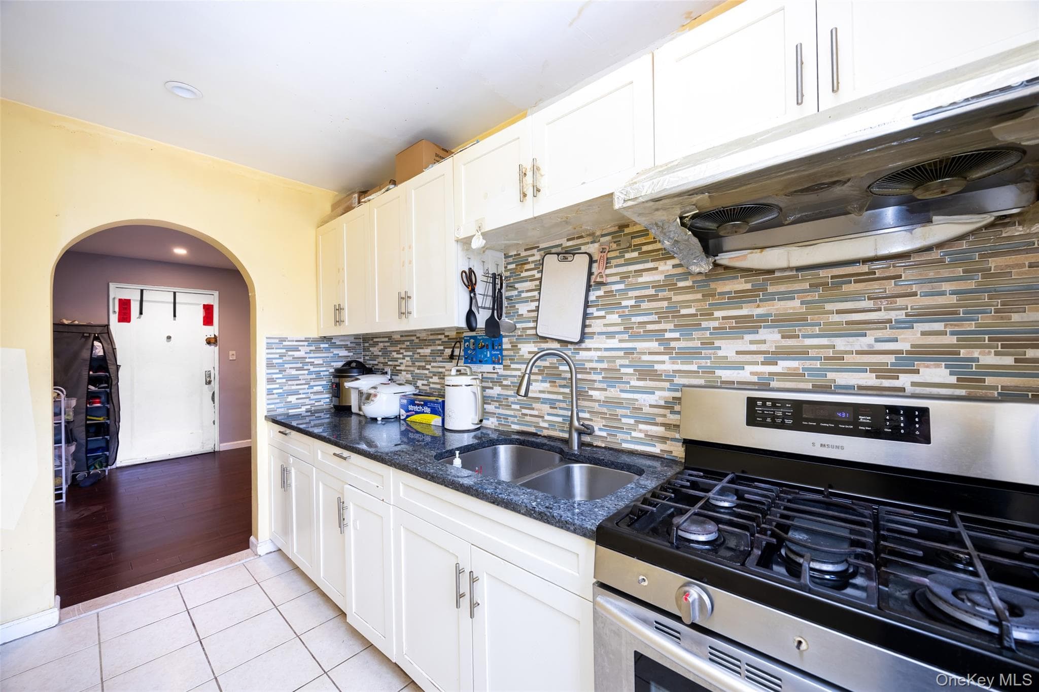 69-12 140th Street Unit: 2C thumbnail 2