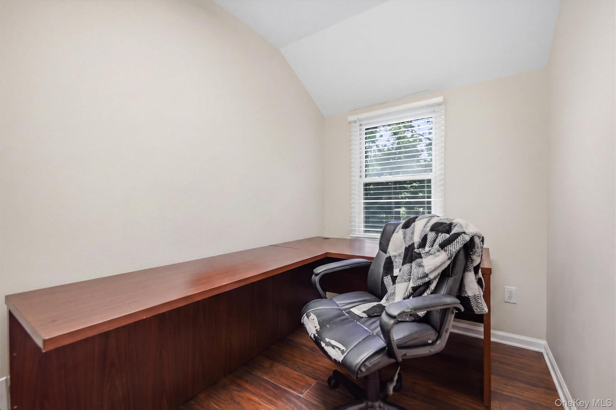 18 Laurel Road thumbnail 33