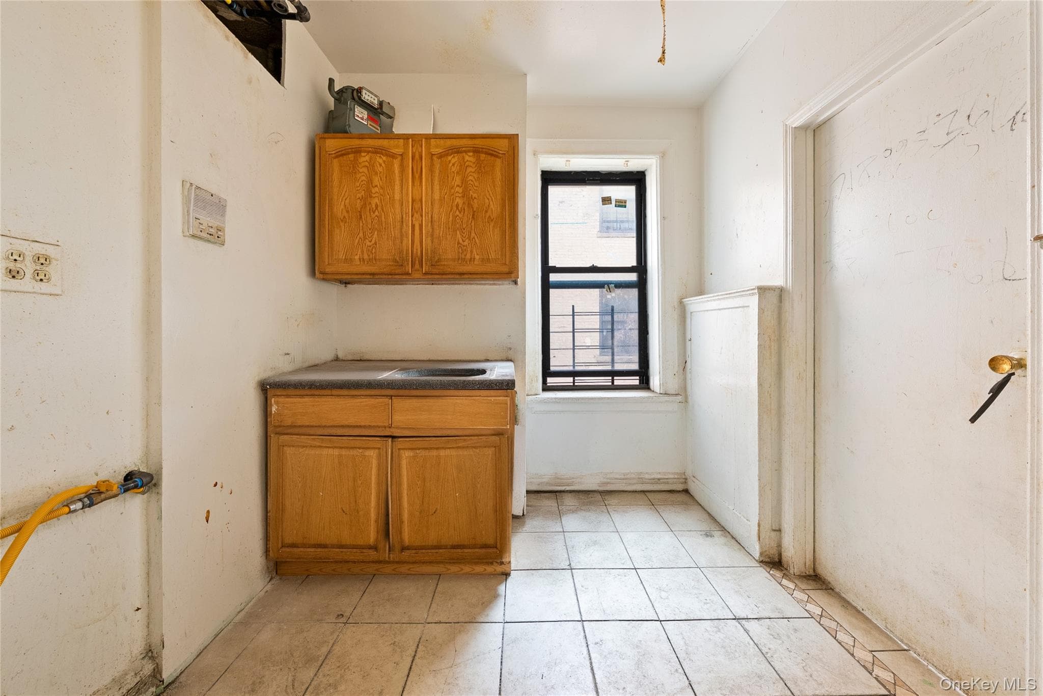 1715 Nelson Avenue Ave Unit: 4H thumbnail 6