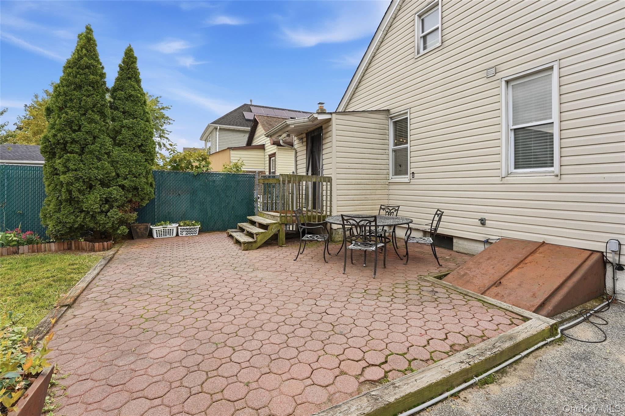 19 Catherine Avenue thumbnail 22