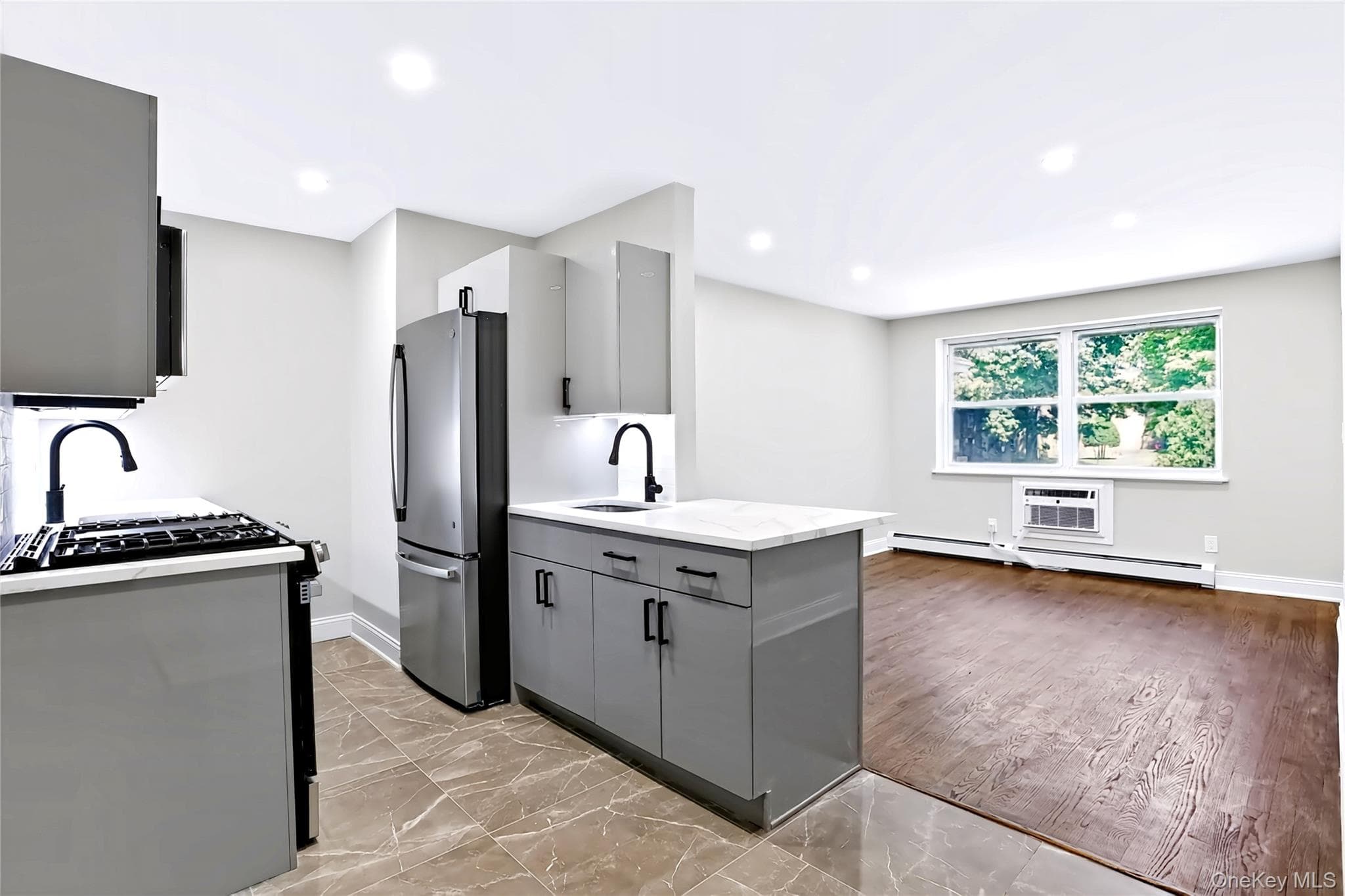 221 Kearsing Parkway Unit: E thumbnail 6
