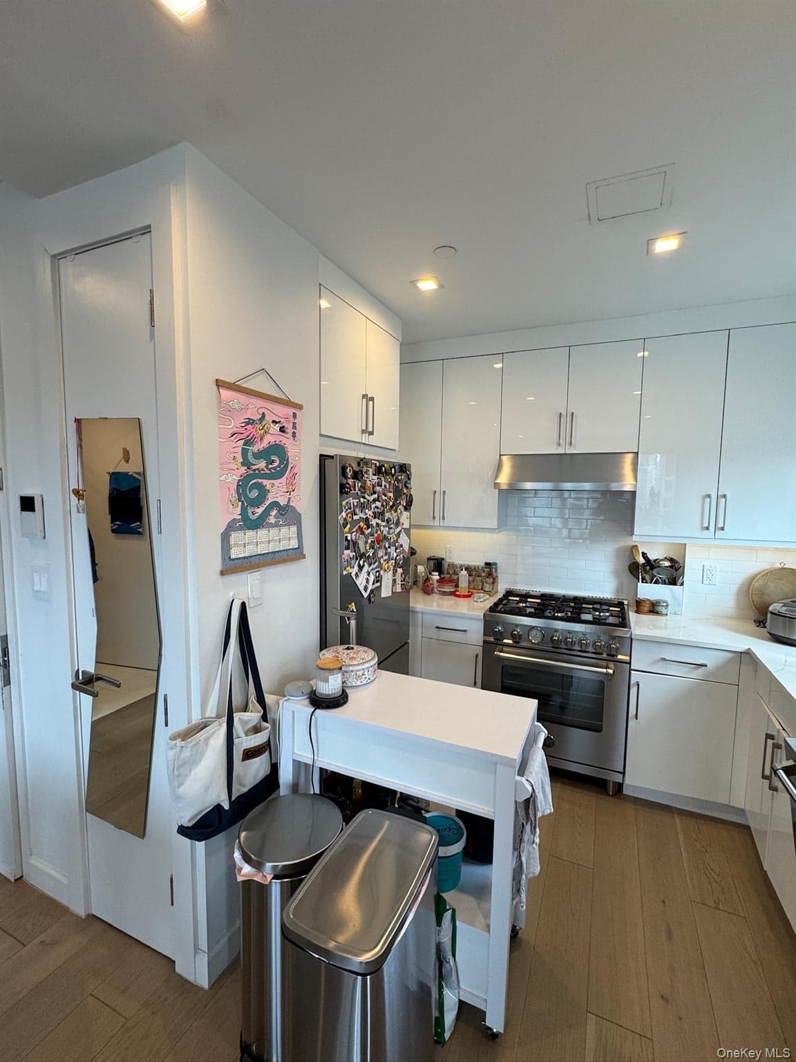 4244 Crescent Street Unit: 6B thumbnail 13