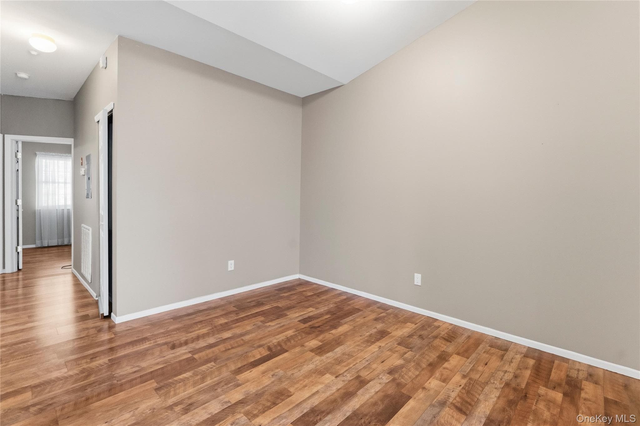 406 Narragansett Villas Drive thumbnail 12