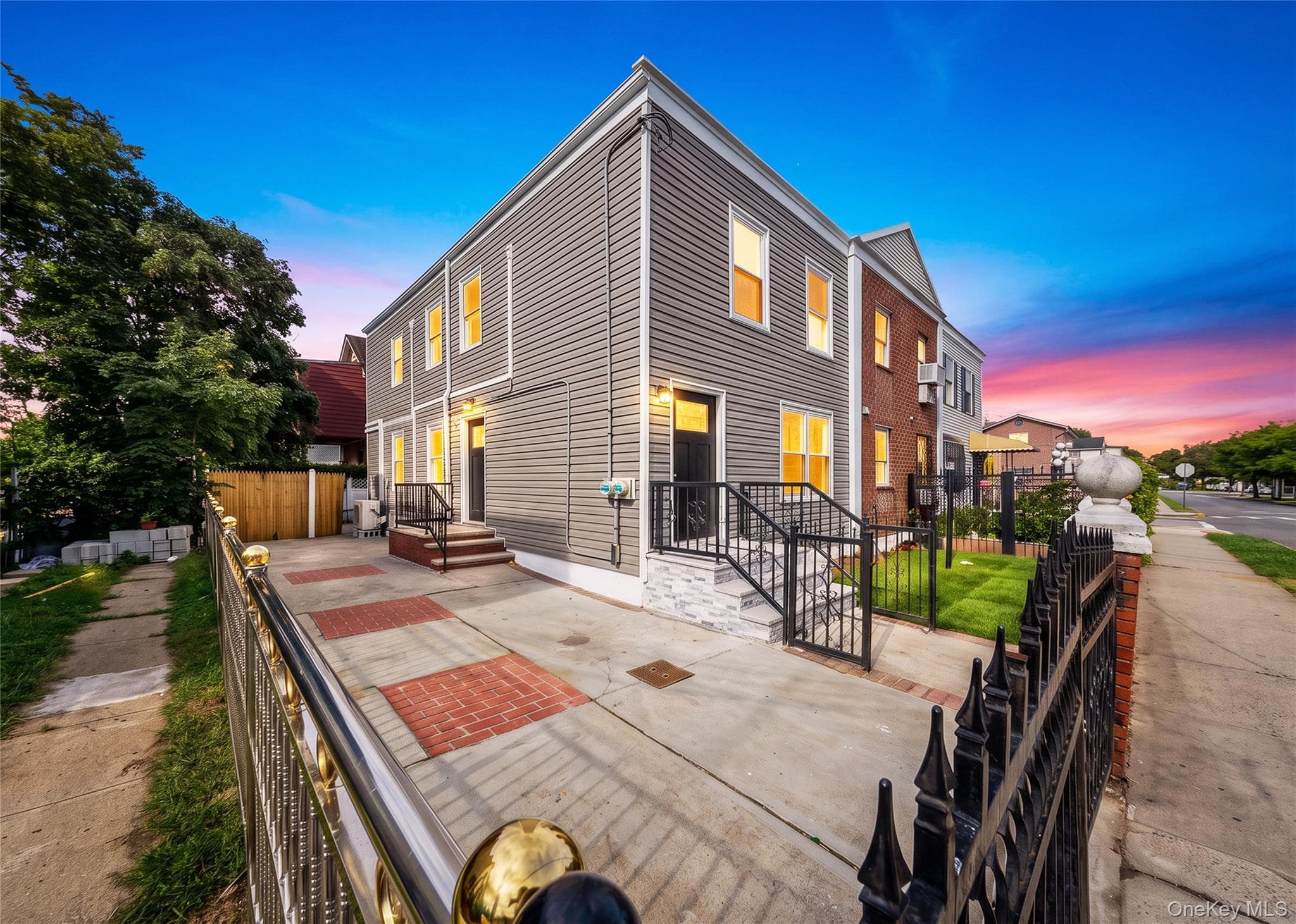 15417 108th Avenue thumbnail 2
