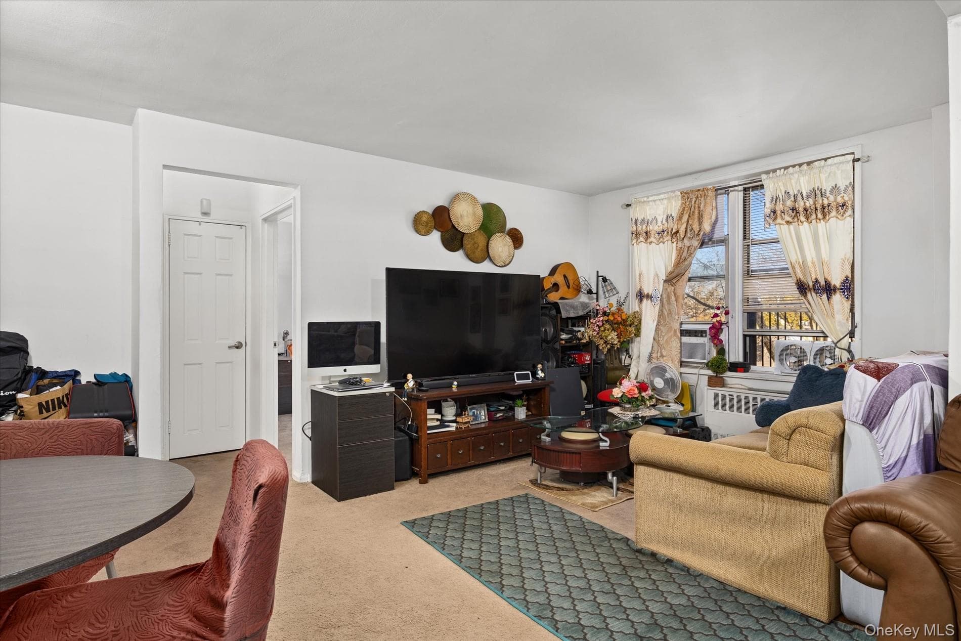 6011 Broadway Unit: 3A photo 1