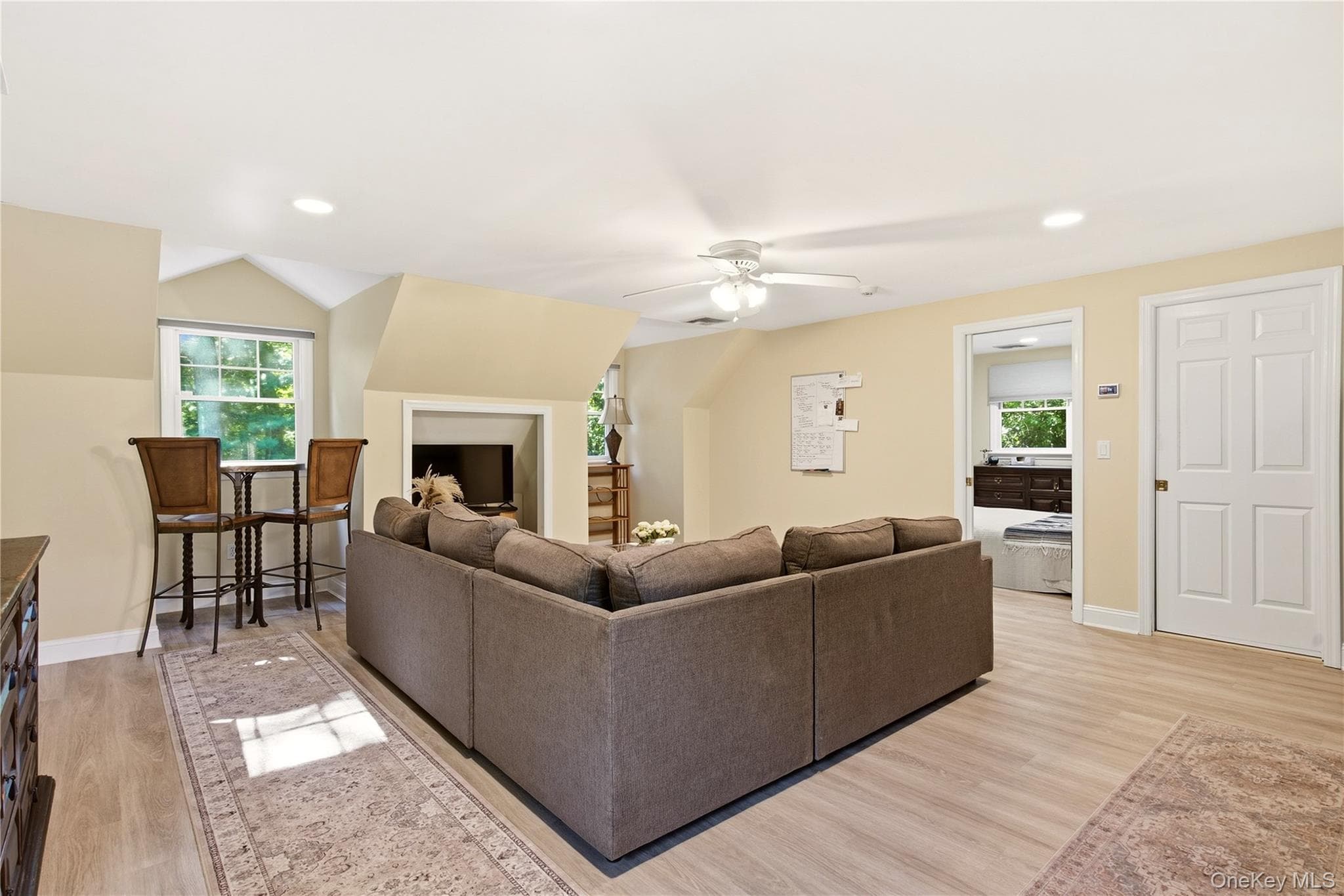 31 Crosby Place thumbnail 26