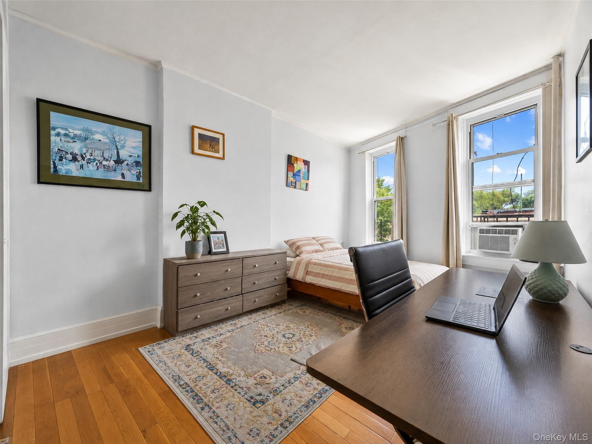 60-11 Myrtle Avenue thumbnail 6