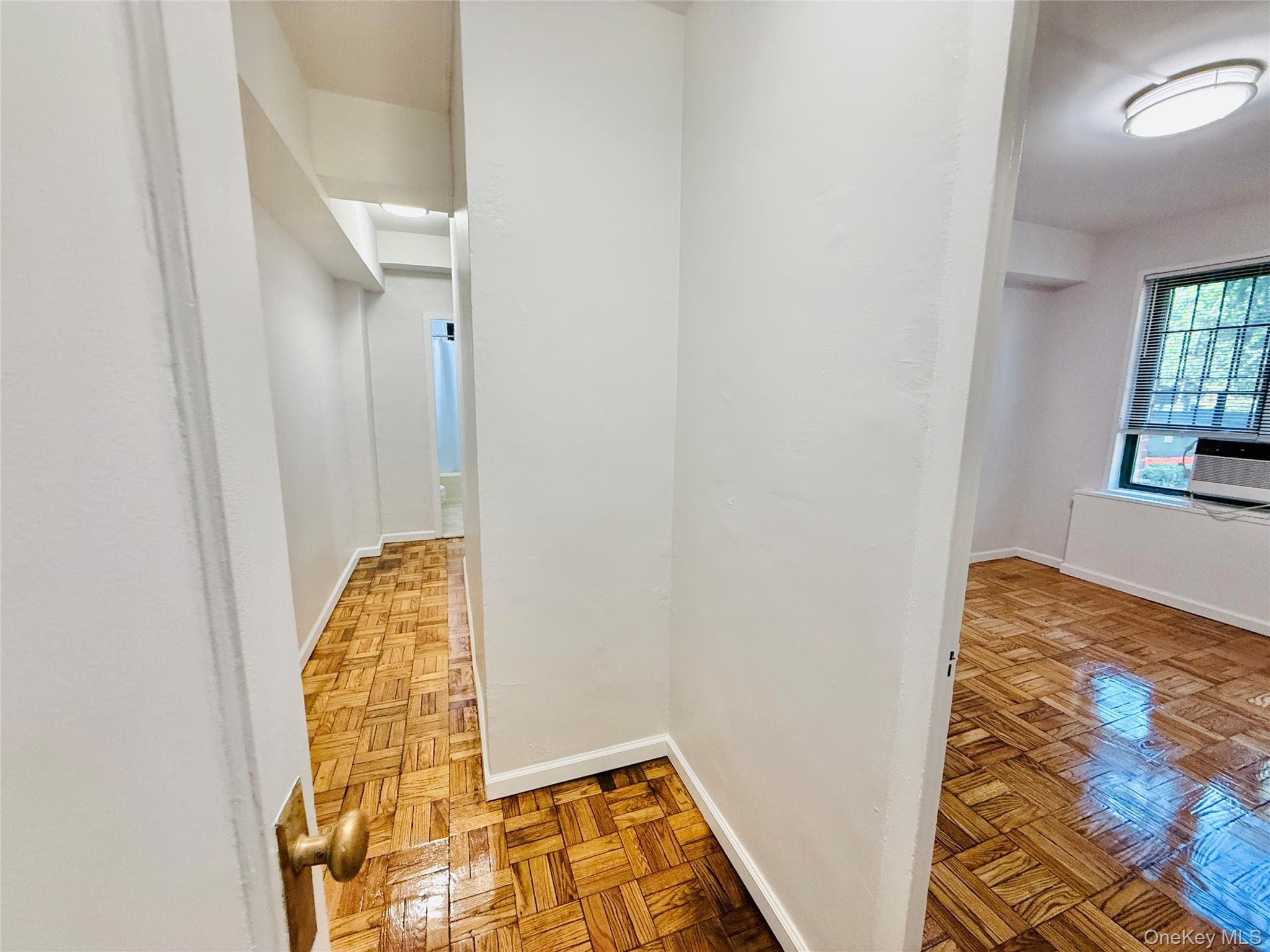 1562 Unionport Road Unit: MD thumbnail 3