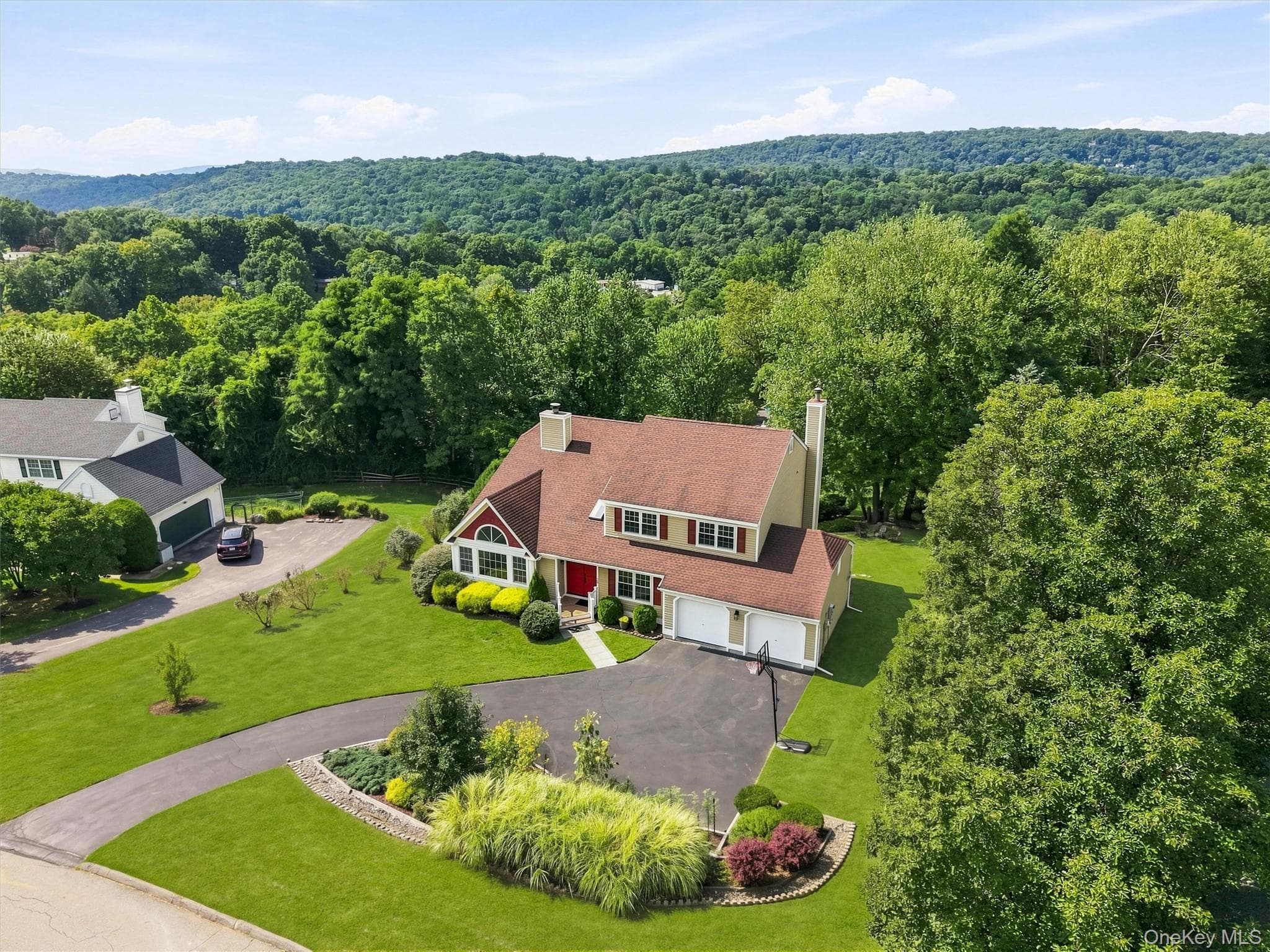 28 E Hill Road, Cortlandt Manor