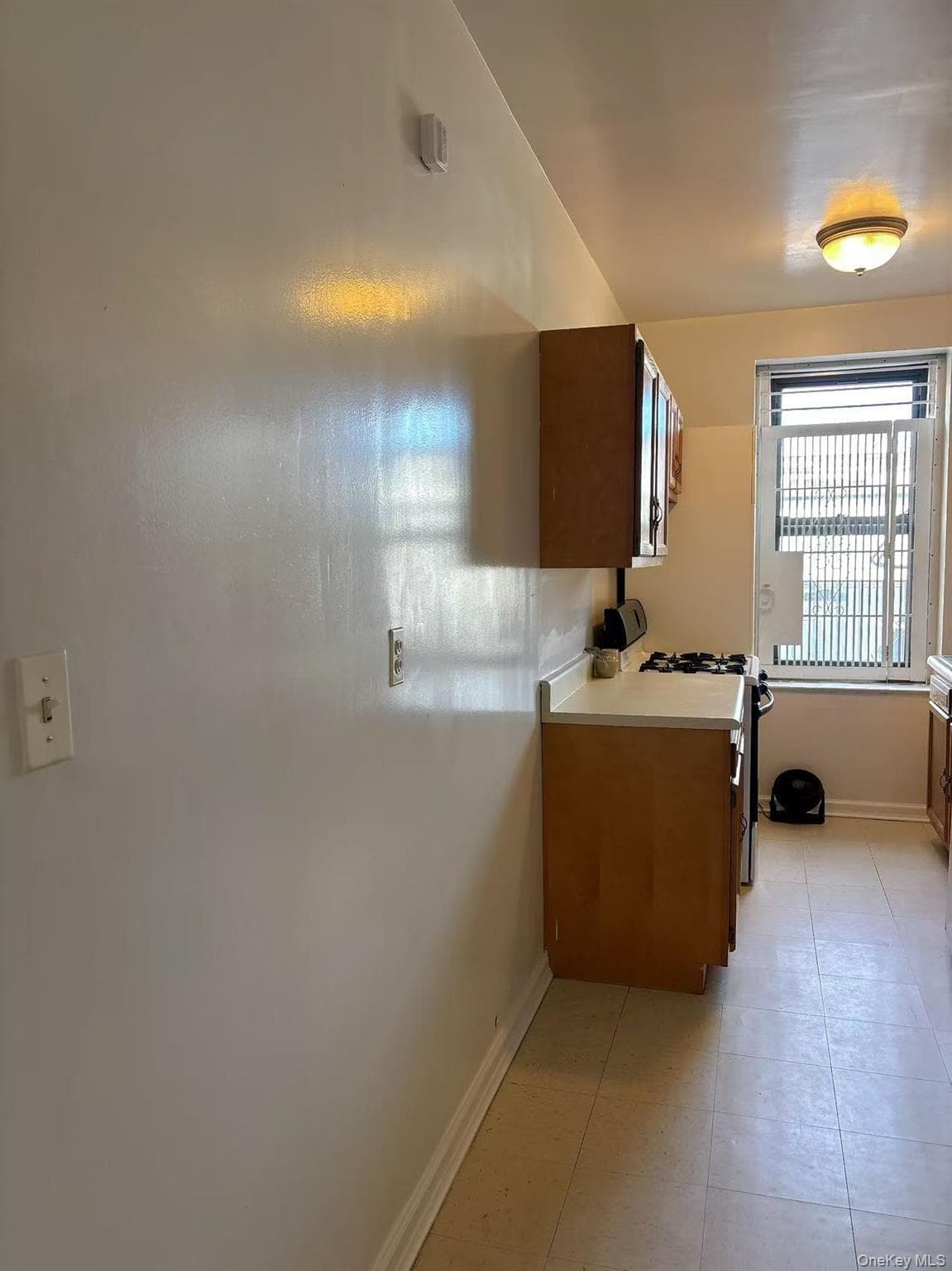 37-16 83 Street Unit: 3F thumbnail 6