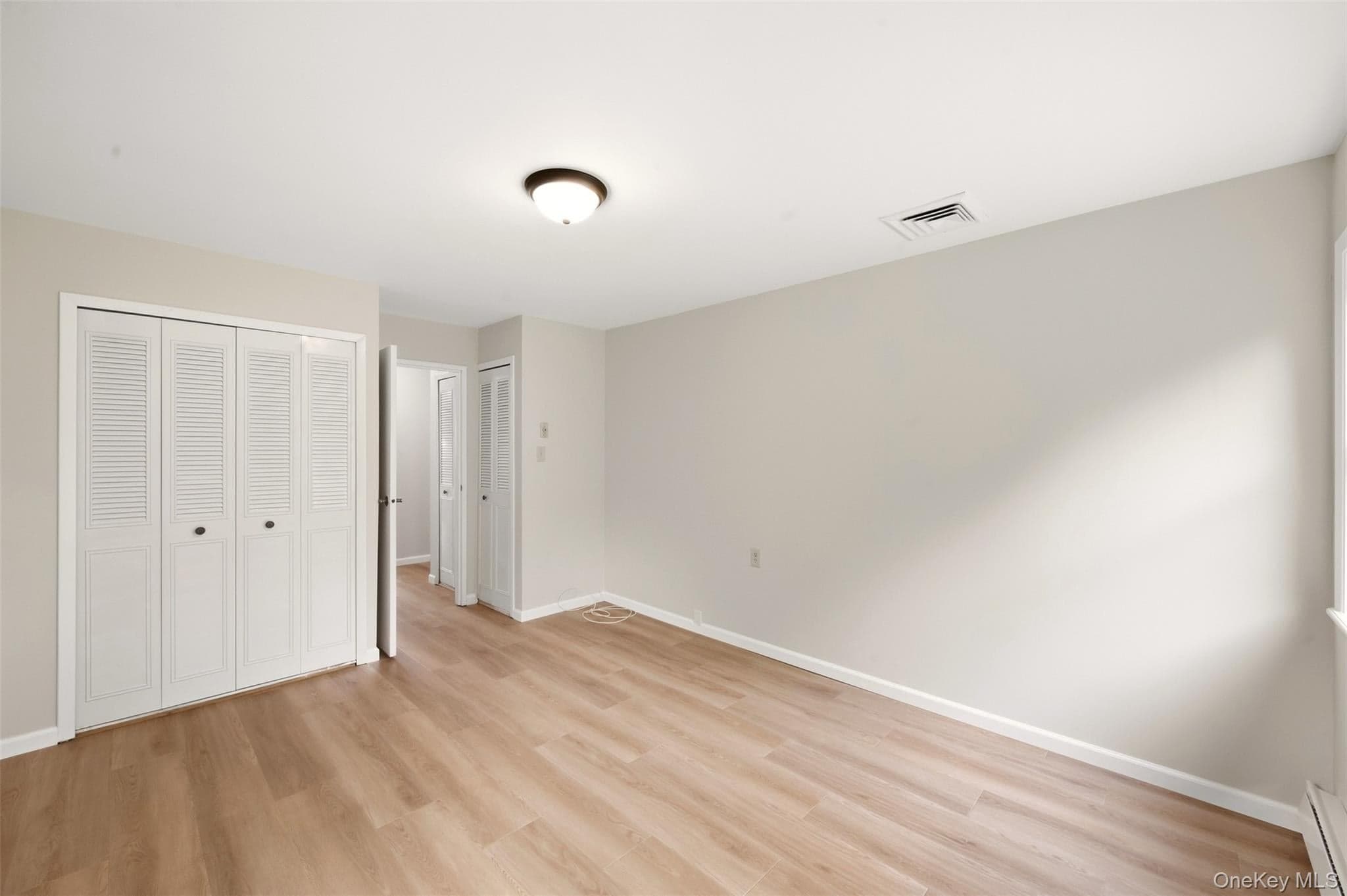 209 Strathmore Gate Drive thumbnail 20