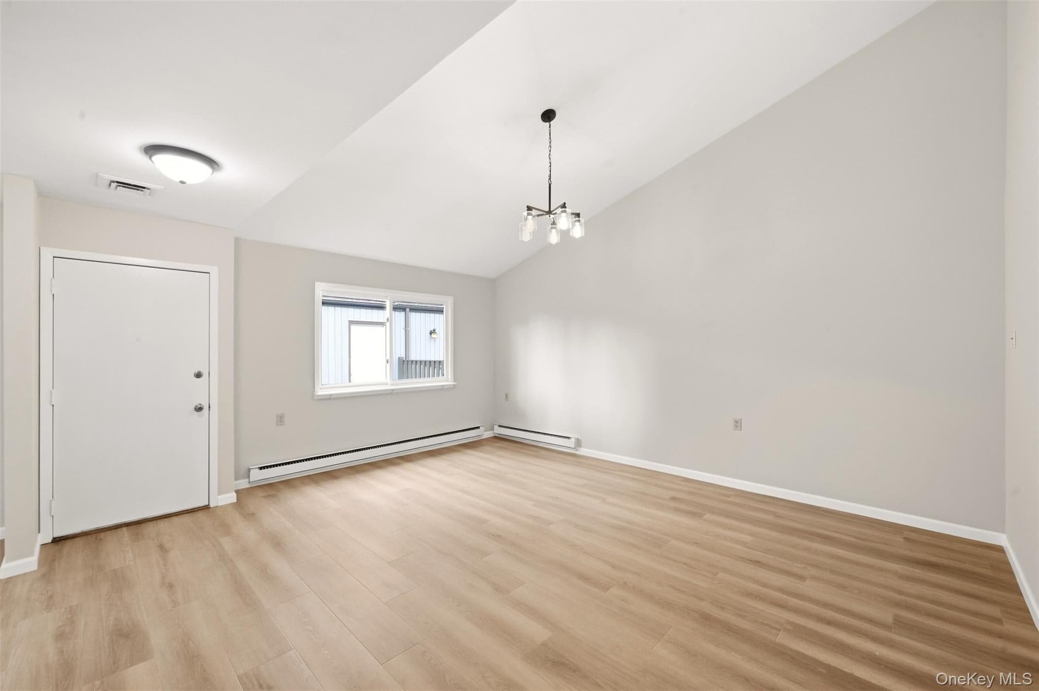 209 Strathmore Gate Drive thumbnail 7