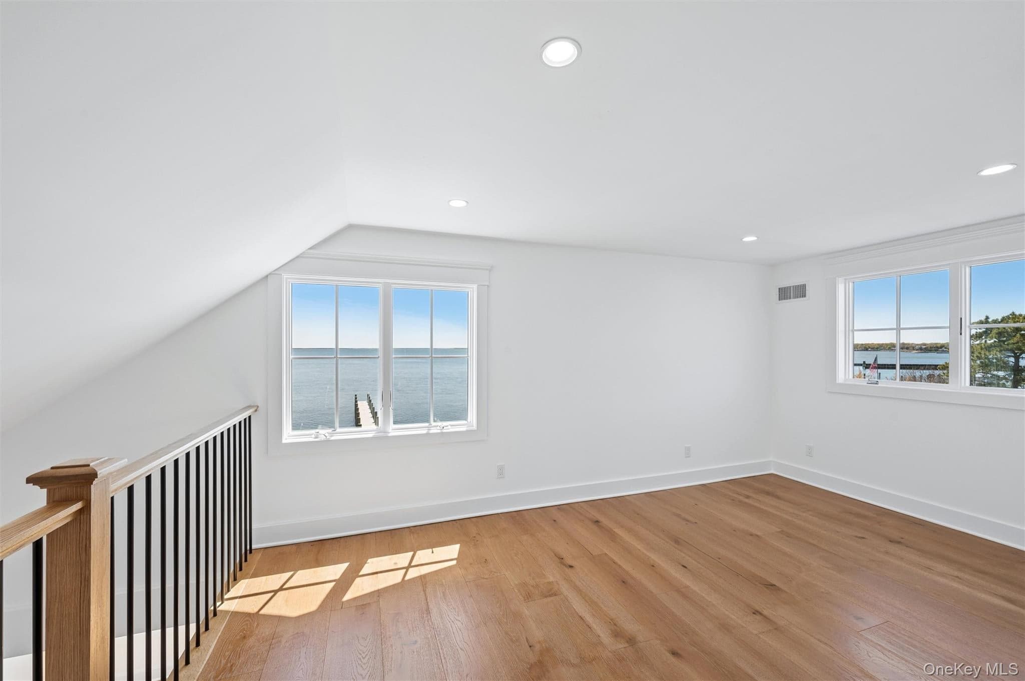 22 Laura Lee Drive thumbnail 19