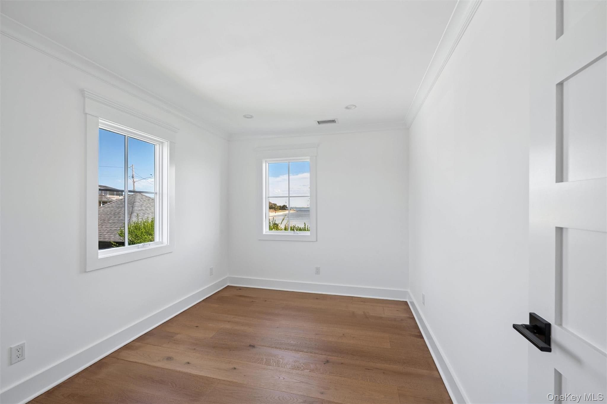 22 Laura Lee Drive thumbnail 15