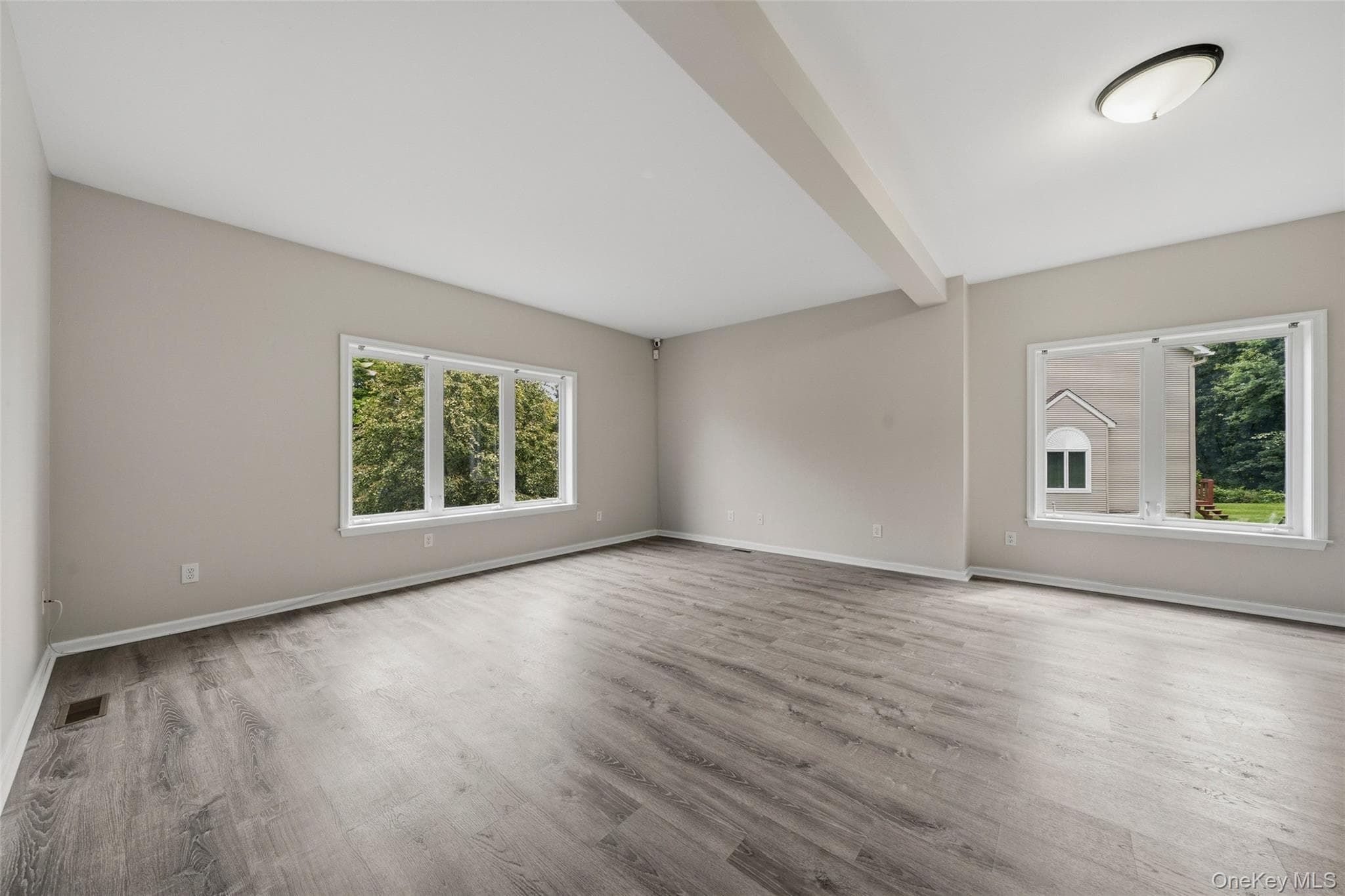 60 Rockridge Drive thumbnail 10