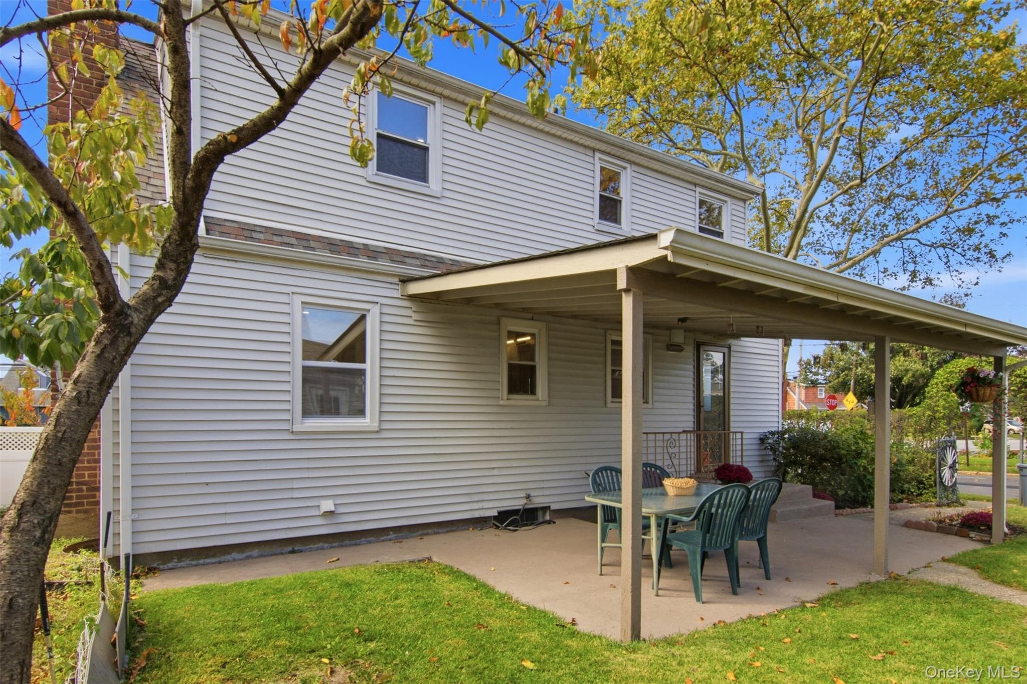 336 Herricks Road thumbnail 26