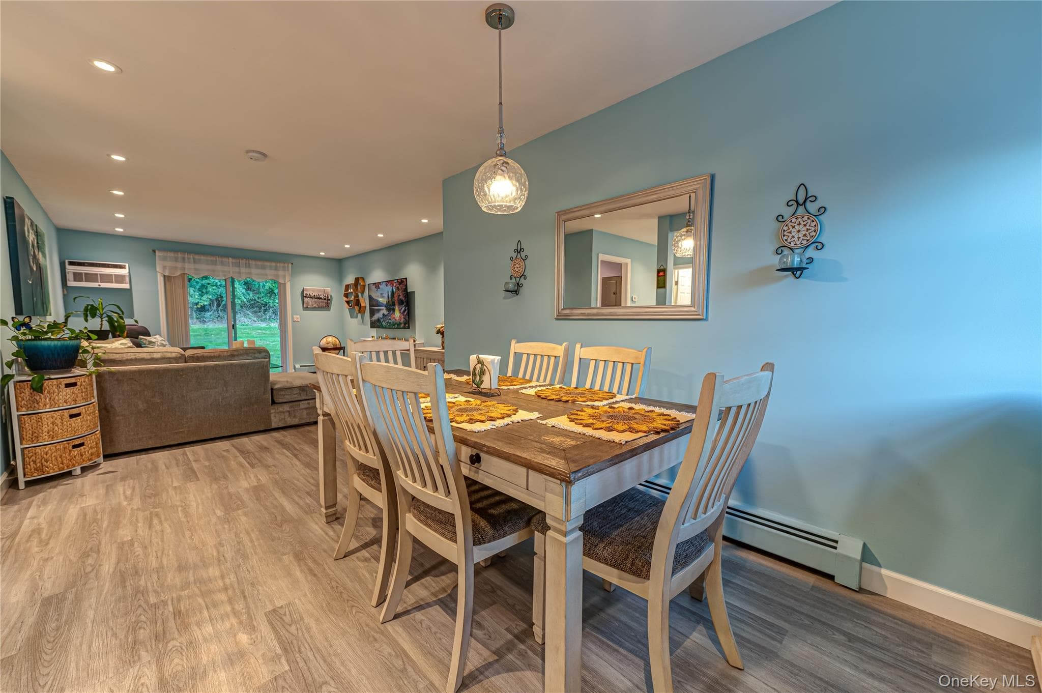 866 Village Drive Unit: 866 thumbnail 4