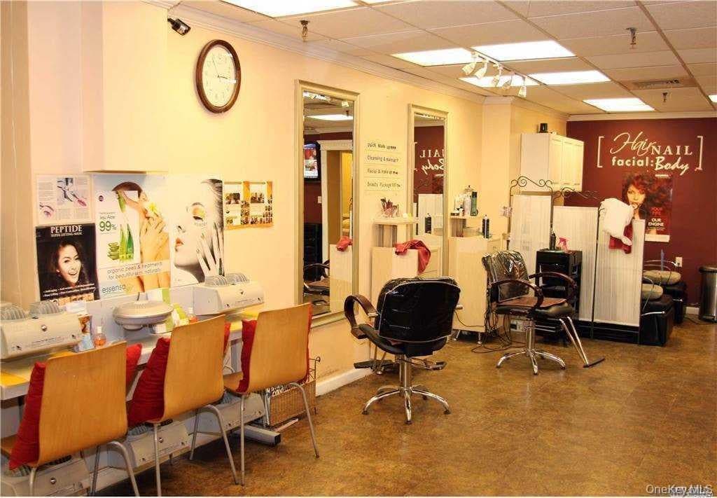 18-15 215th Street Unit: 6 A thumbnail 17