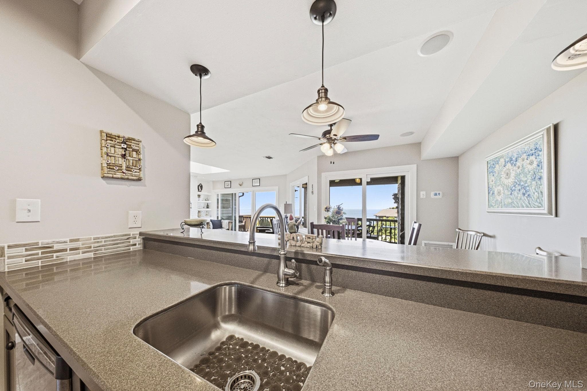606 Fox Hill Drive thumbnail 6
