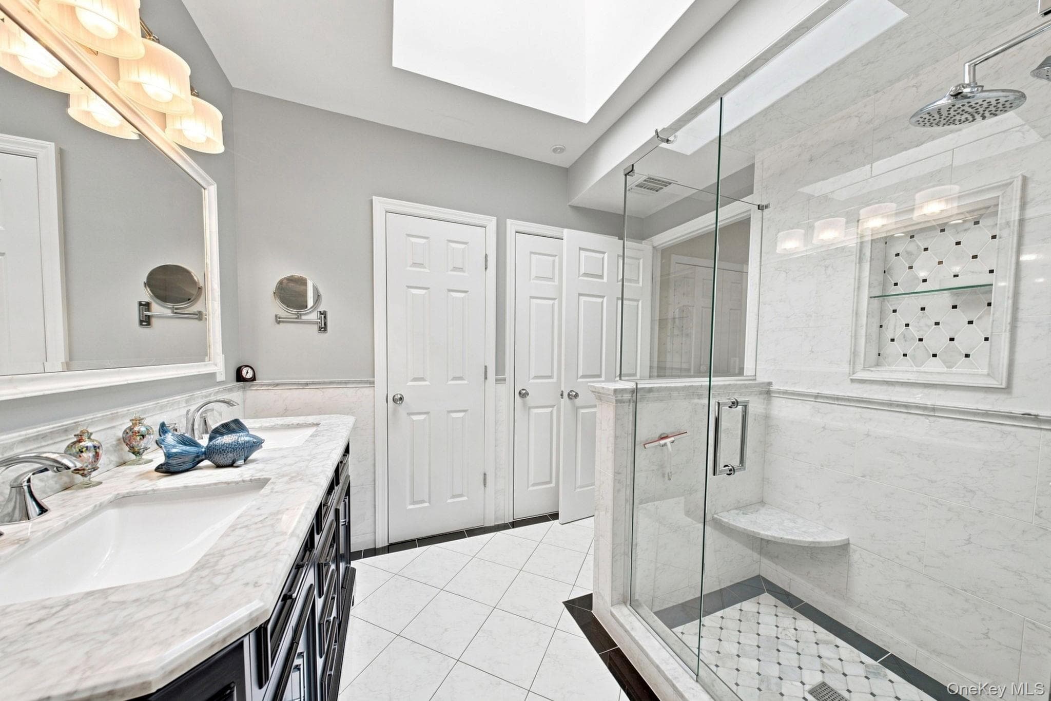 606 Fox Hill Drive thumbnail 18