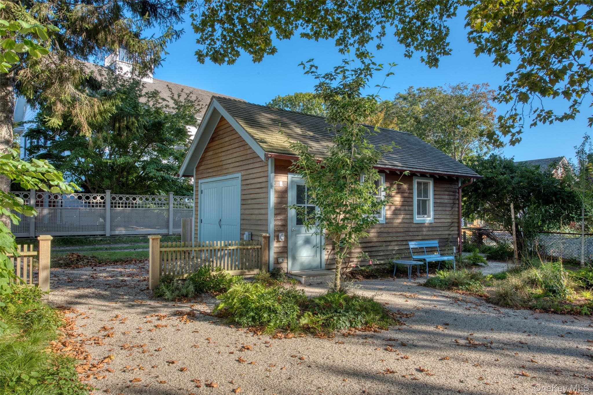1405 Village Lane thumbnail 20