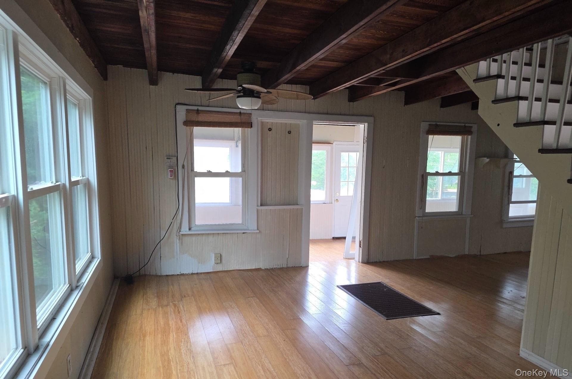 54 Oak Beach Road thumbnail 9