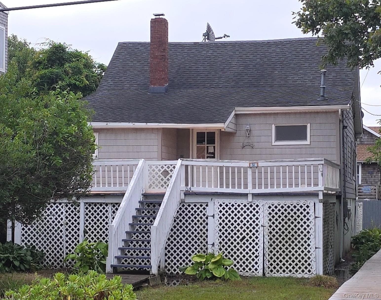 54 Oak Beach Road thumbnail 4