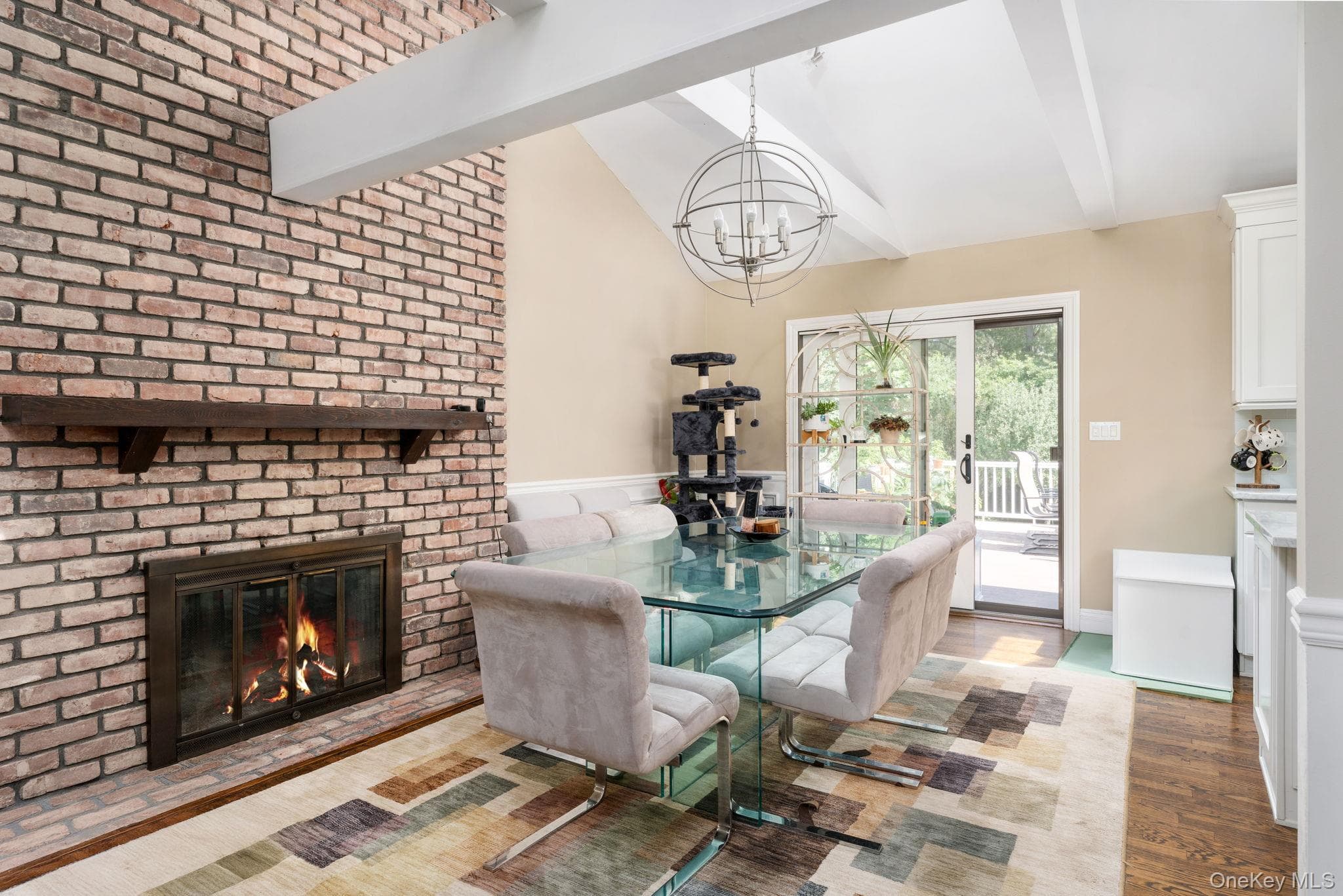 25 Brewster Avenue thumbnail 6