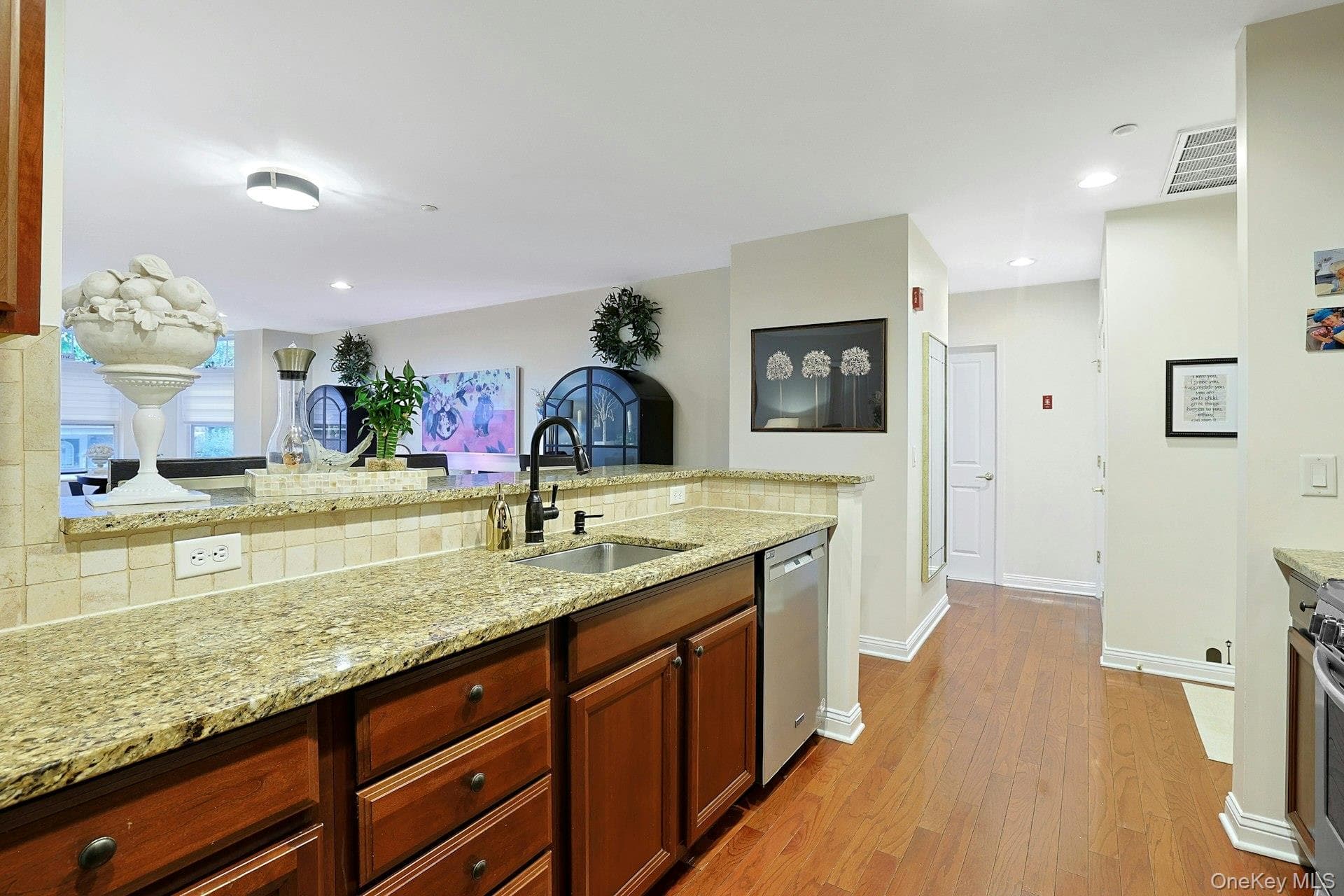 3117 Leeward Drive thumbnail 12