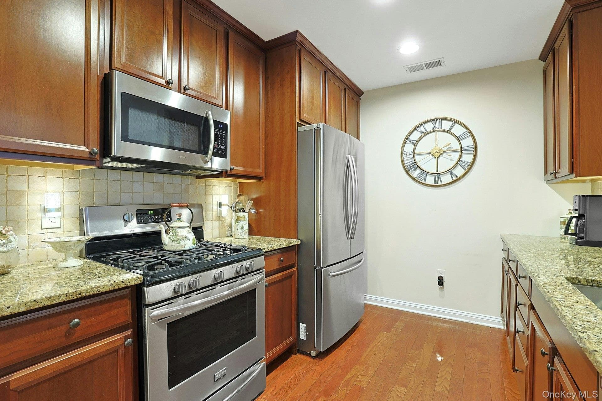 3117 Leeward Drive thumbnail 11