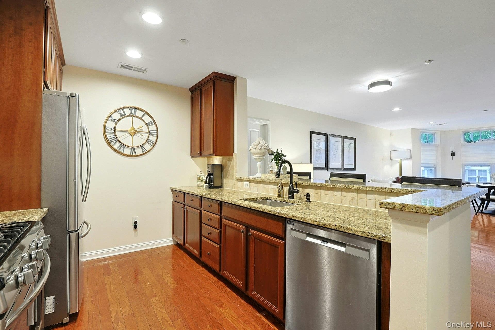 3117 Leeward Drive thumbnail 9