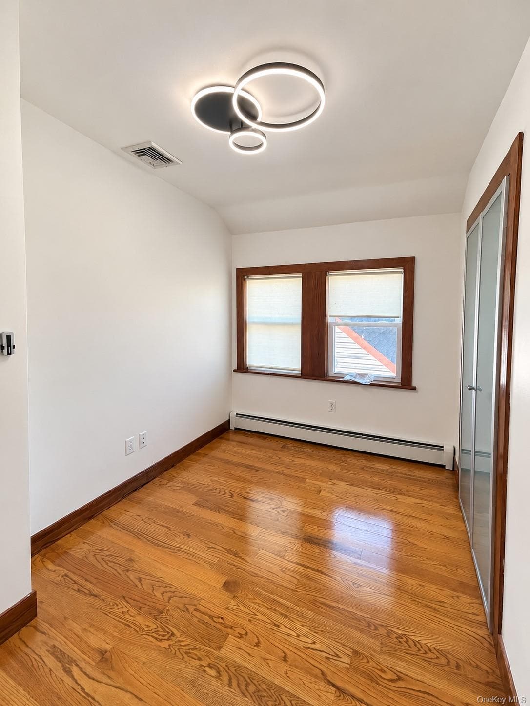 249-75 57th Avenue thumbnail 11