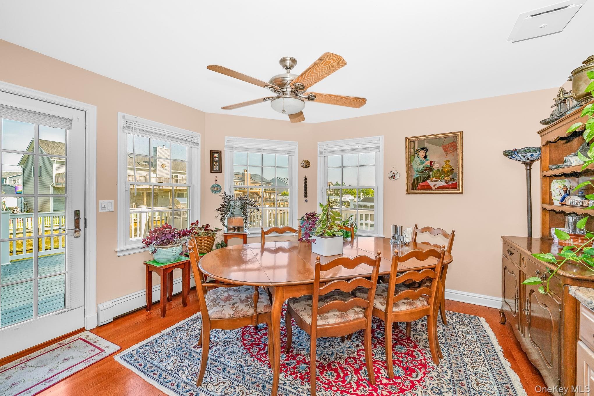 2683 Peconic Avenue thumbnail 6