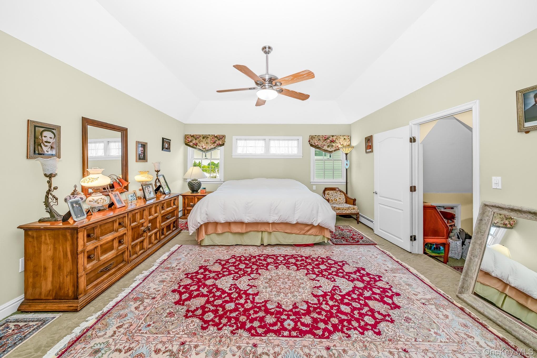 2683 Peconic Avenue thumbnail 25