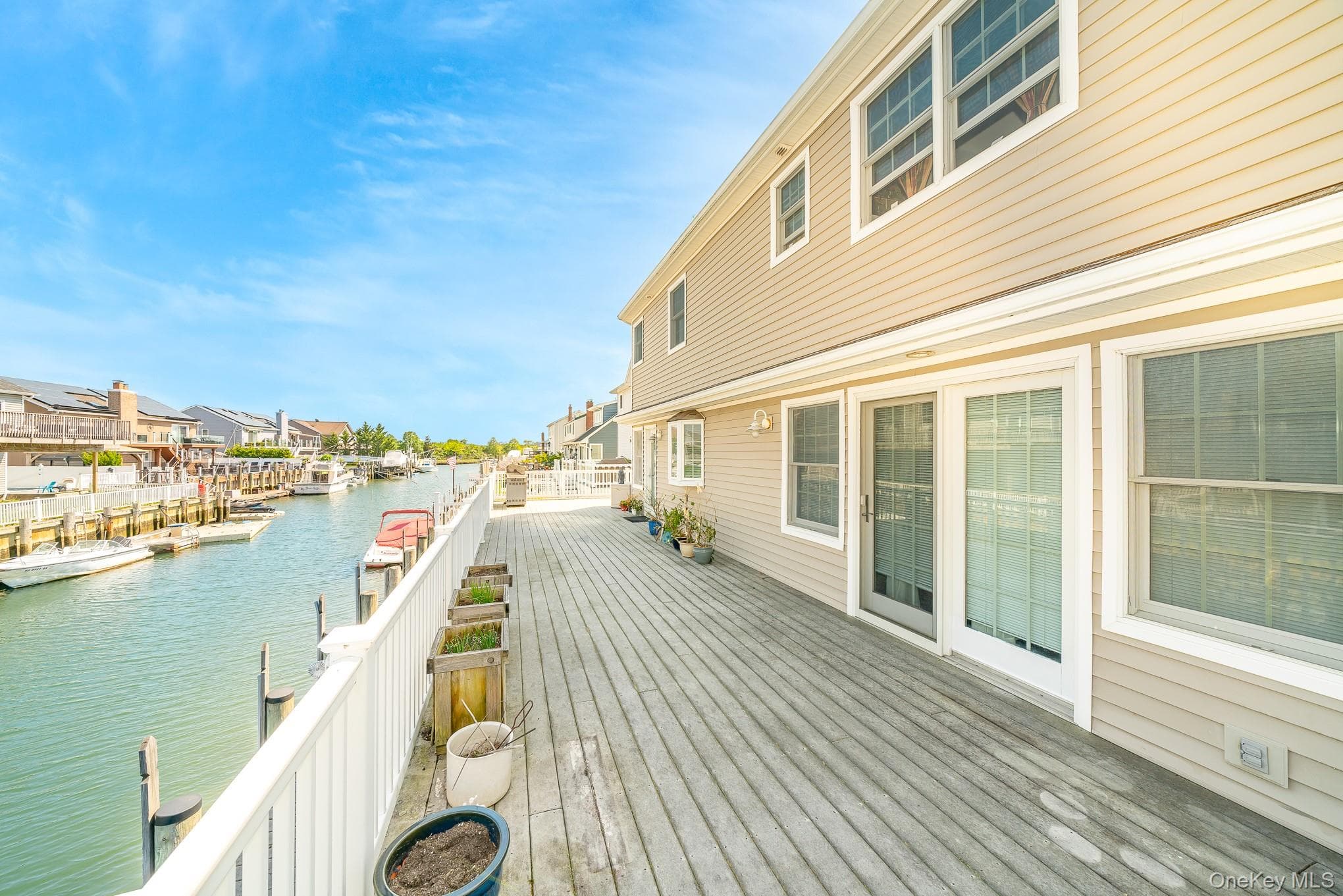 2683 Peconic Avenue thumbnail 39