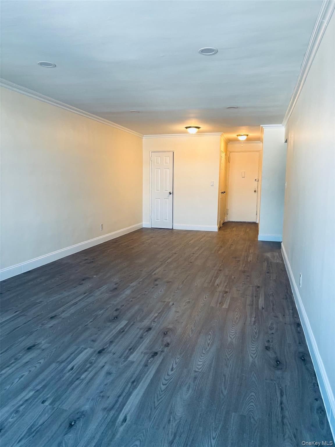 1300 Midland Avenue Unit: A-36 thumbnail 4