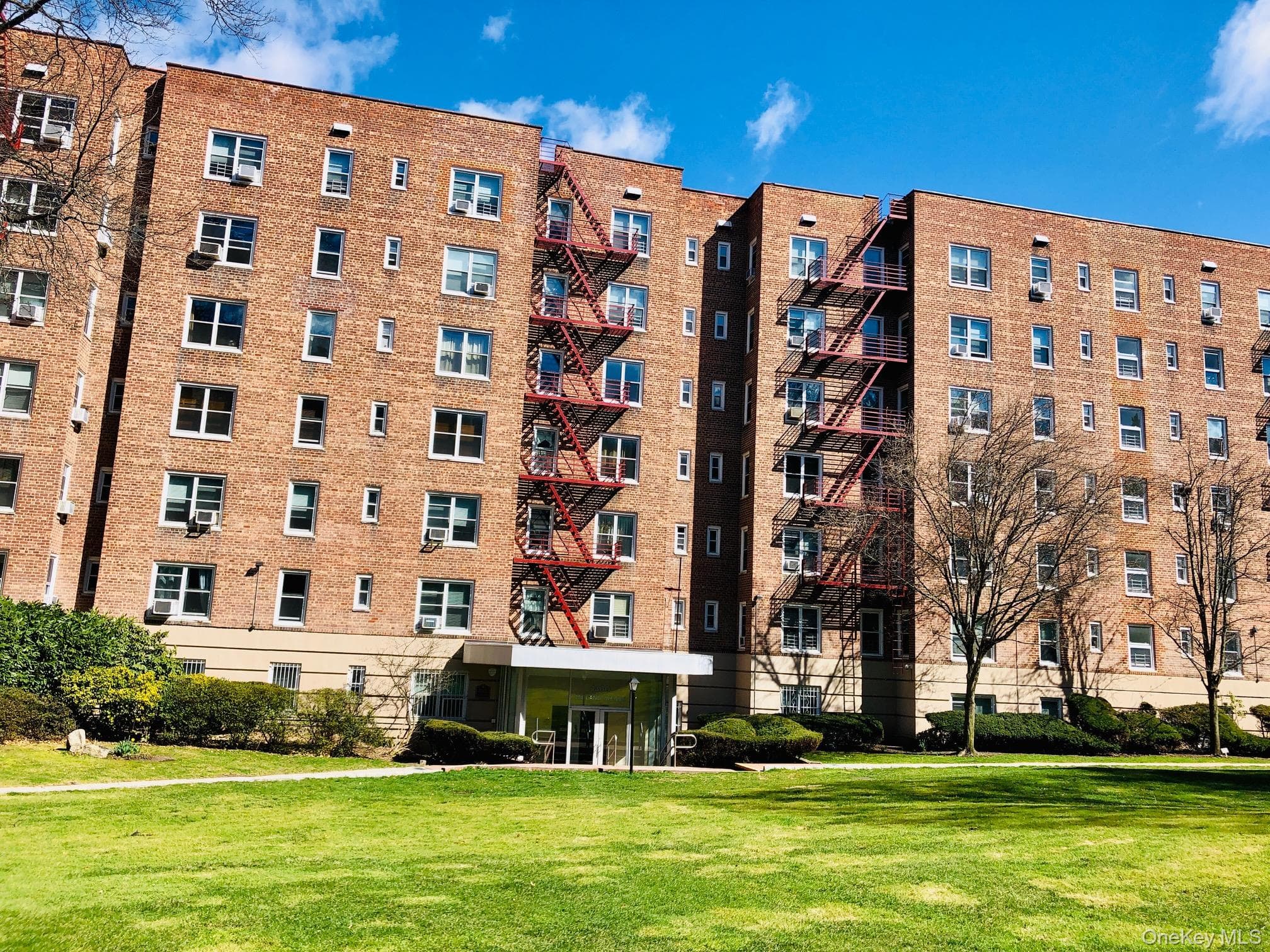 1300 Midland Avenue Unit: A-36, Yonkers