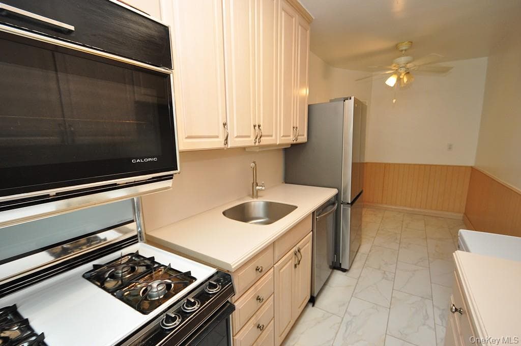 491 Riverdale Avenue Unit: 3C thumbnail 15