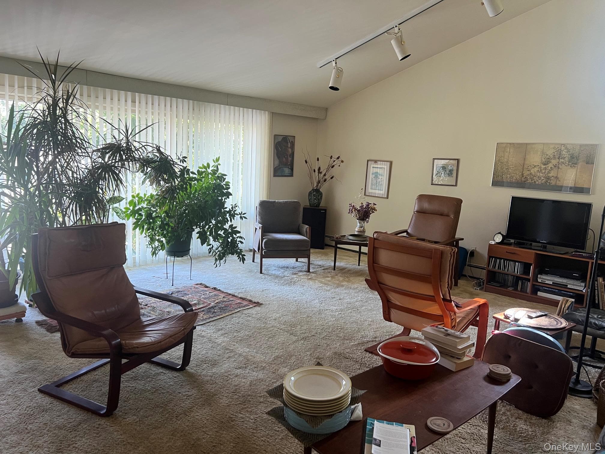 40 Laurel Drive thumbnail 2
