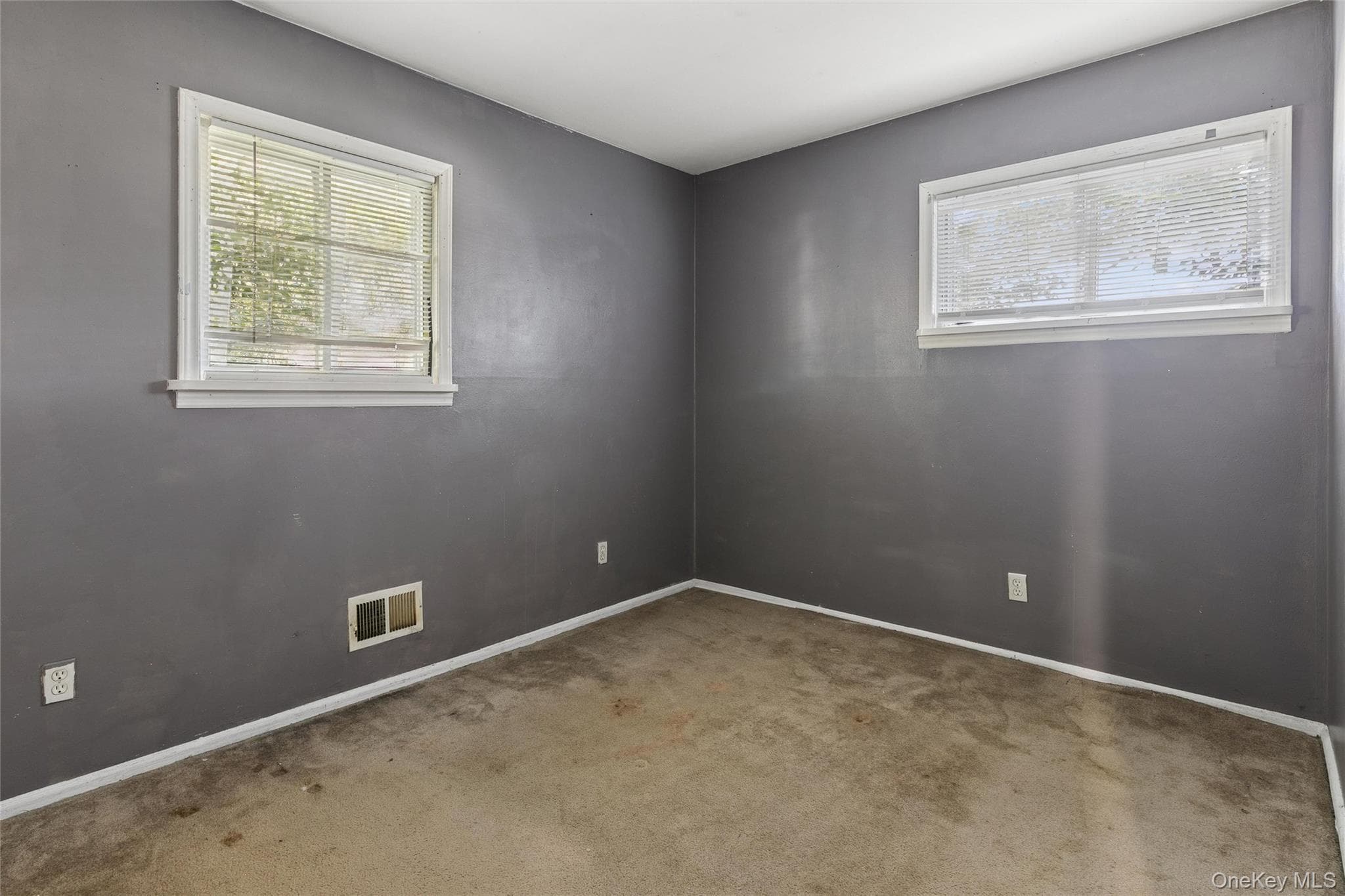 2719 Connecticut Avenue thumbnail 14