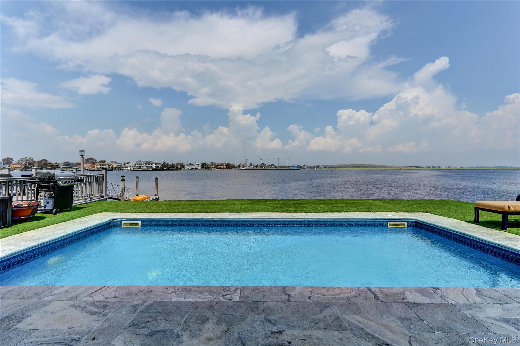 609 E Bay Drive thumbnail 19
