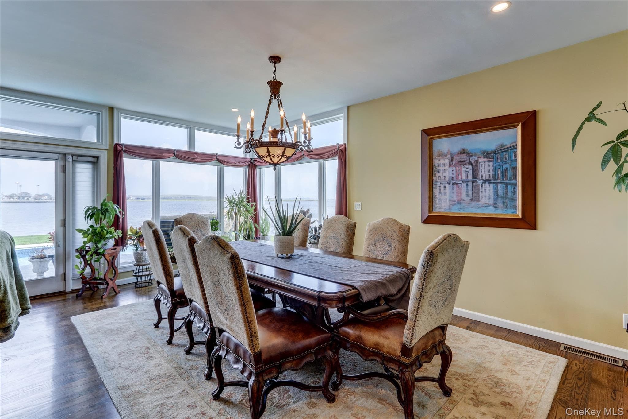 609 E Bay Drive thumbnail 9