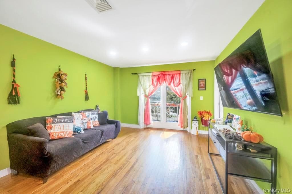 10314 Rockaway Beach Boulevard Unit: 2B thumbnail 5