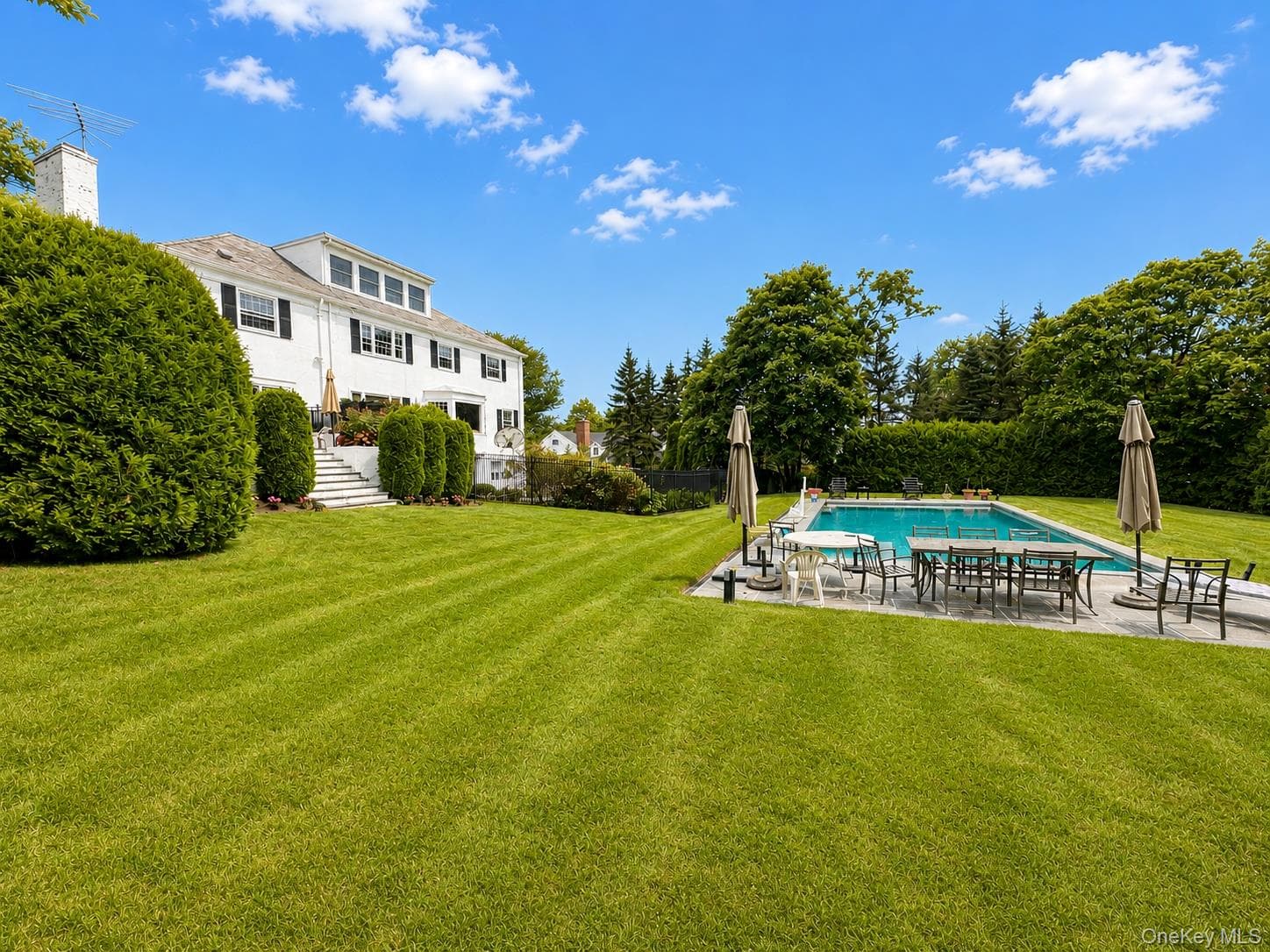 31 Griffen Avenue thumbnail 36