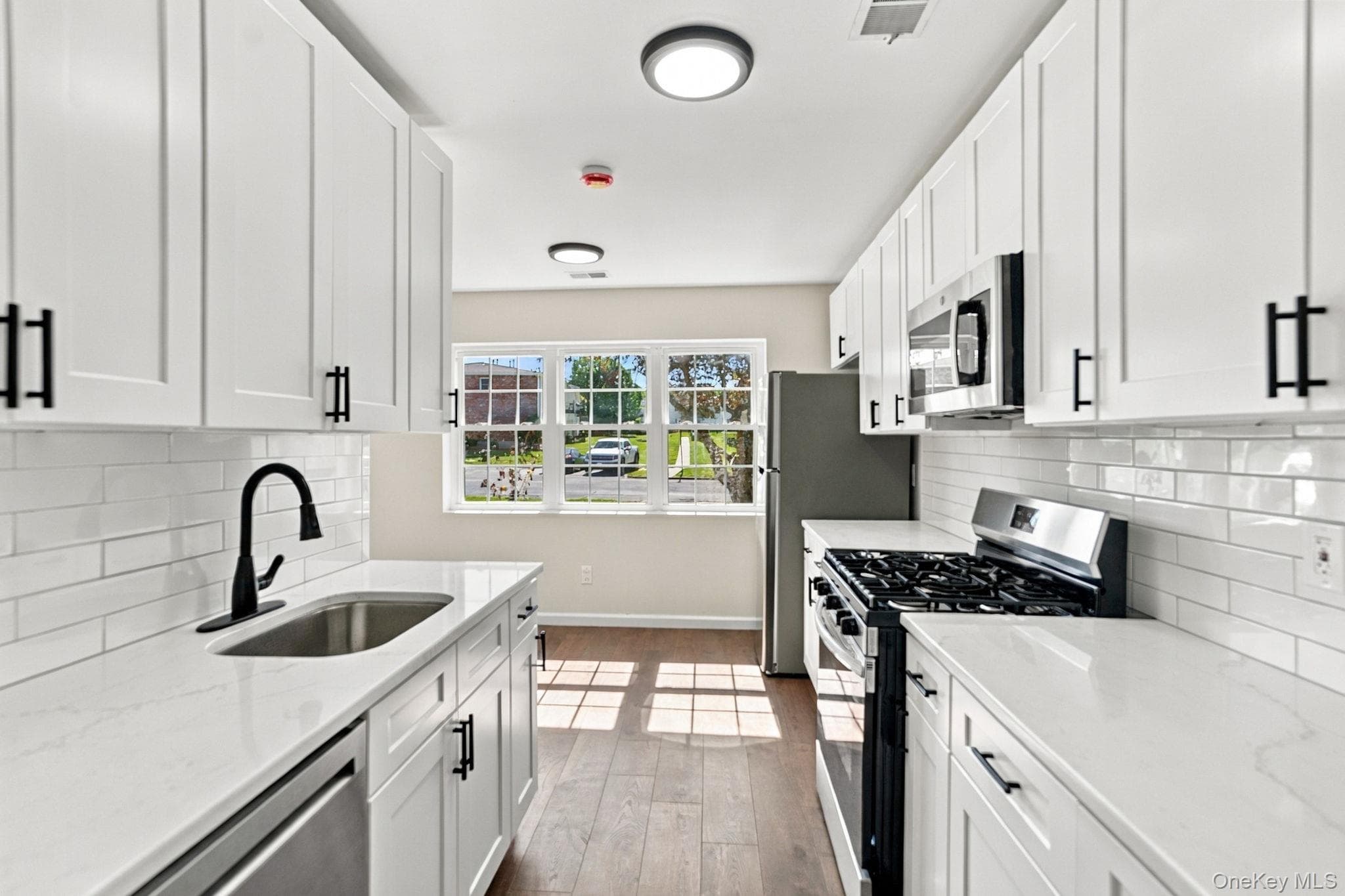 276 Temple Hill Road Unit: 1305 thumbnail 8