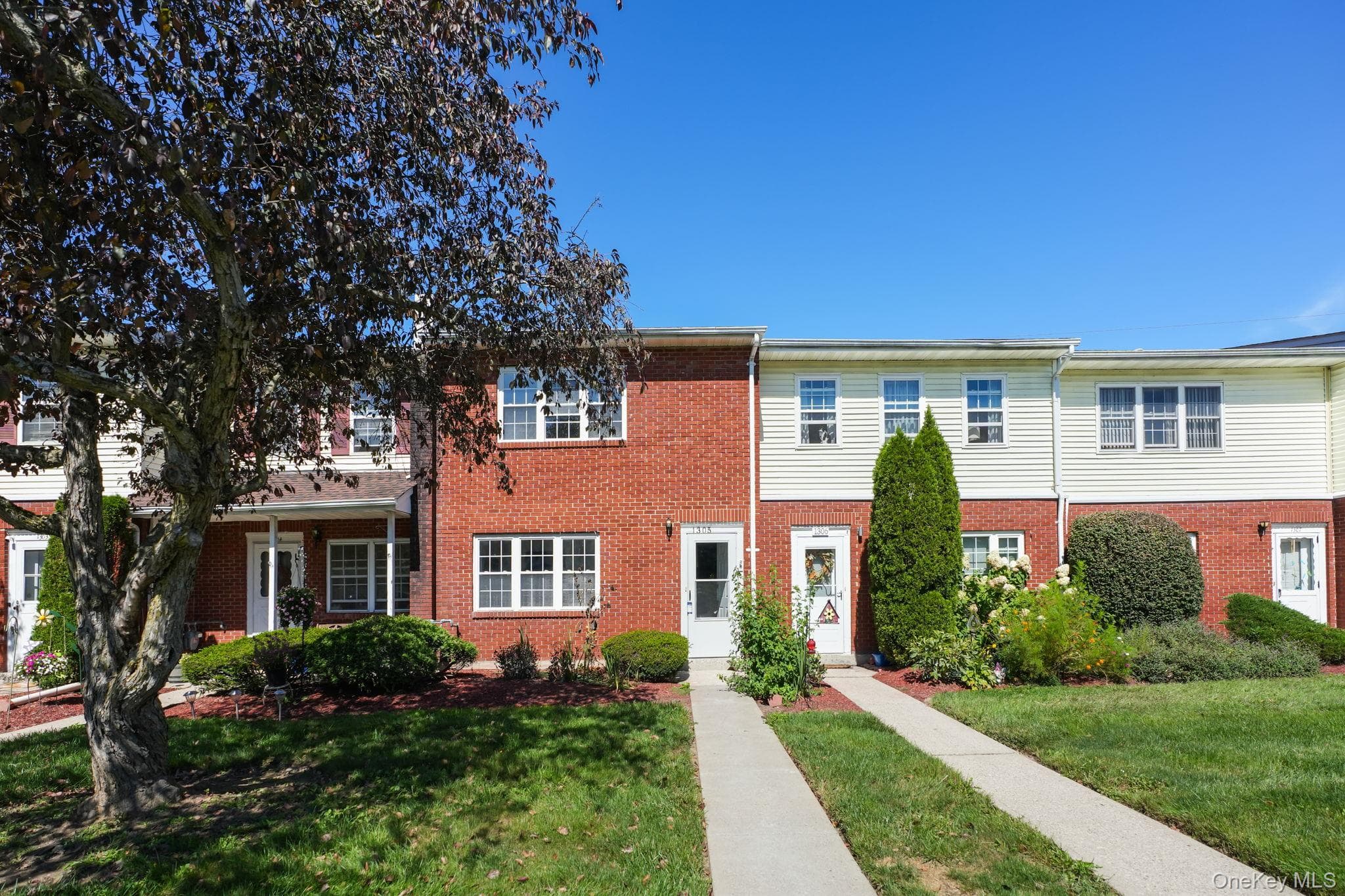 276 Temple Hill Road Unit: 1305 photo 1